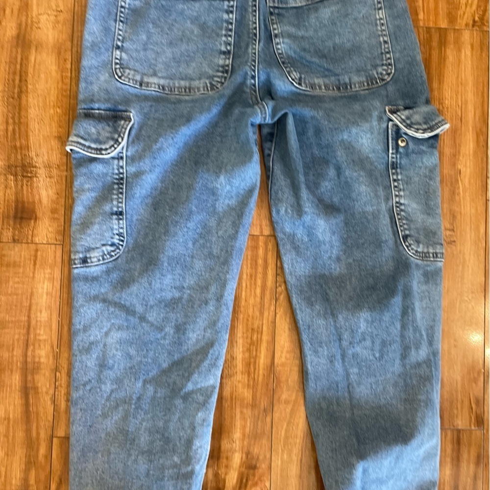 SO Women’s Blue High Waist Mom Jean Denim Cargo Joggers Pants Size 5 27 - Picture 7 of 10